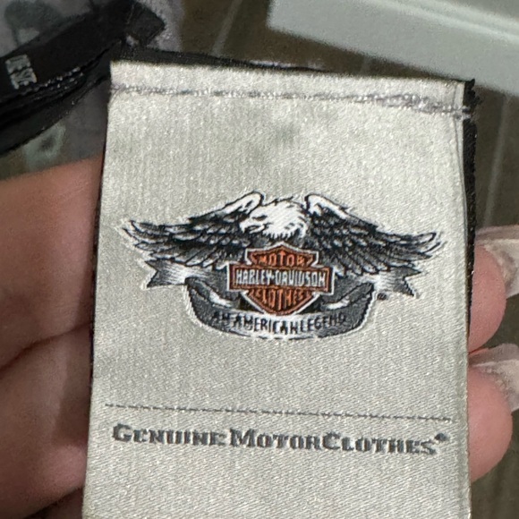 Harley-Davidson Gray and Black Logo Scarf - Picture 2 of 7